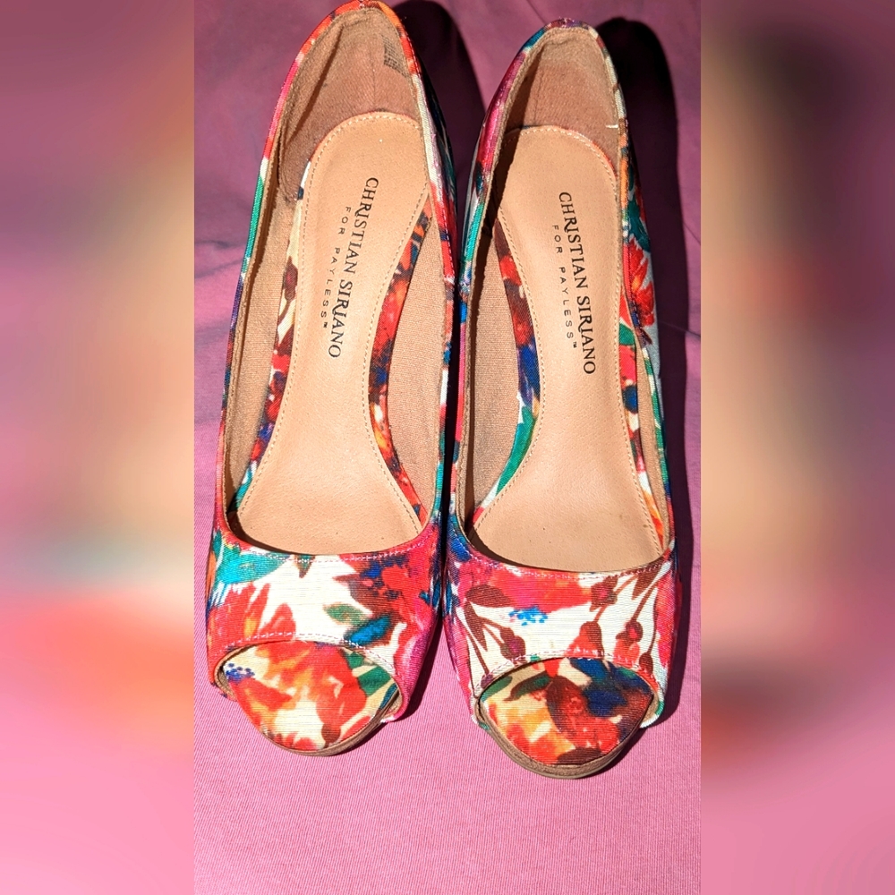 Beautiful shoes Christian Siriano For Payless. Size 6.5 (used)